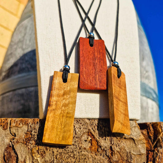 Wooden pendant necklaces