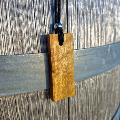 Wooden pendant necklaces