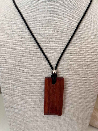 Wooden pendant necklaces